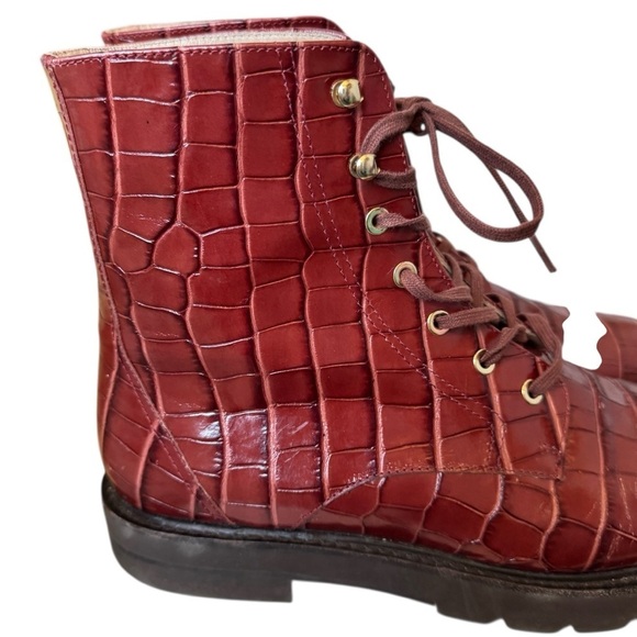 Stuart Weitzman Mila Lift Croc-Embossed Leather Bootie, Size 10.5 - Picture 2 of 9